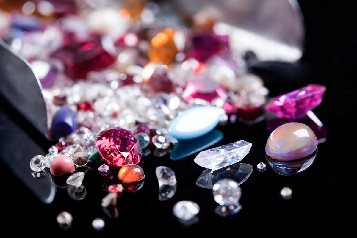 Large group of real gem stones
