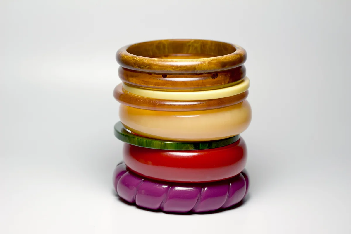 Multi-color vintage art deco bakelite bangle bracelets