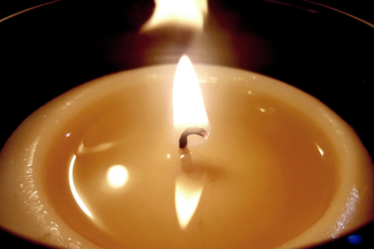 Illuminated Tea Light Candle