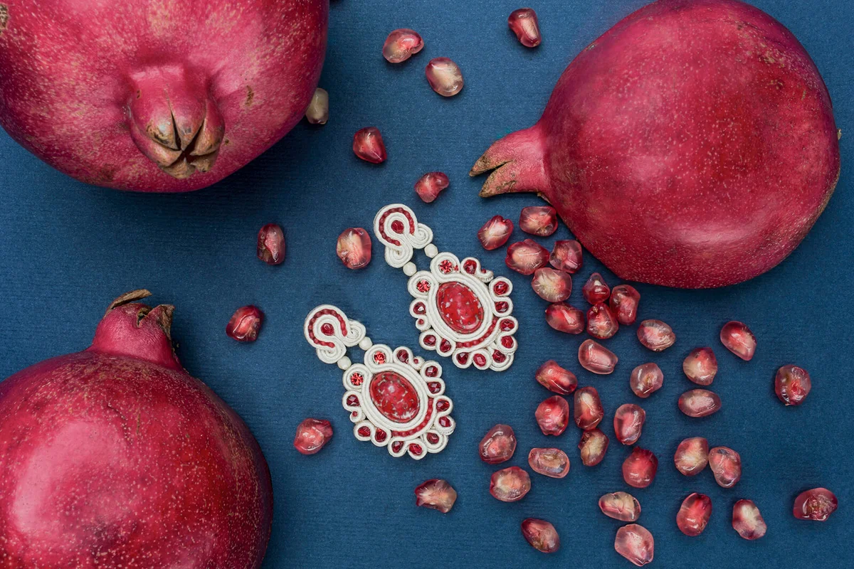 Soutache bijouterie earrings with red stones and pomegranates