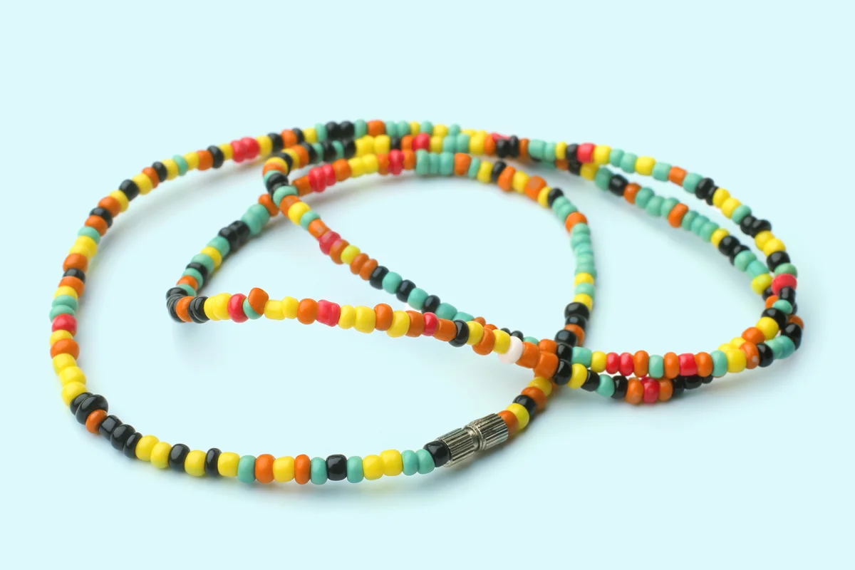 Colored thread beads