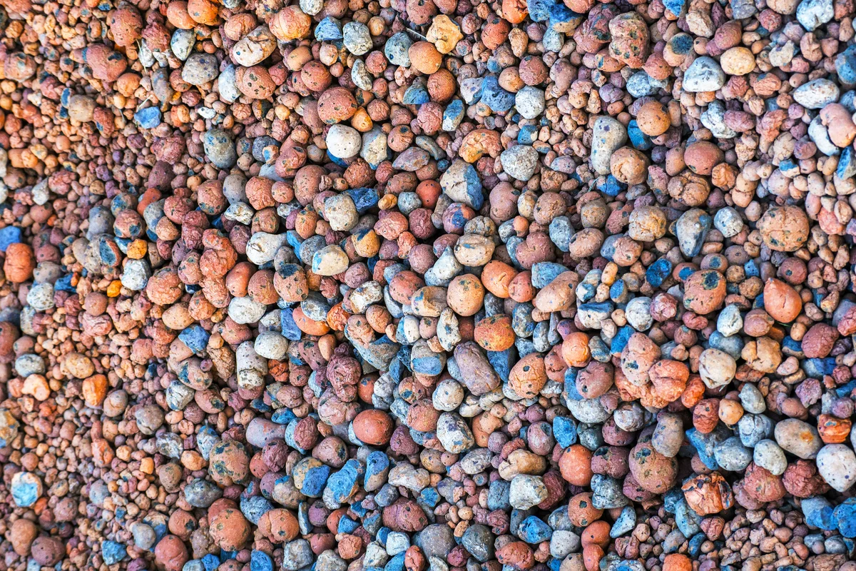 The expanded clay