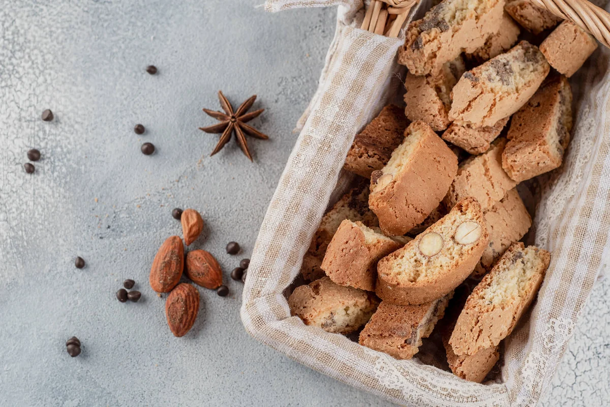 Traditional Italian Christmas New Year dry cookie biscotti cookies Cantuccini