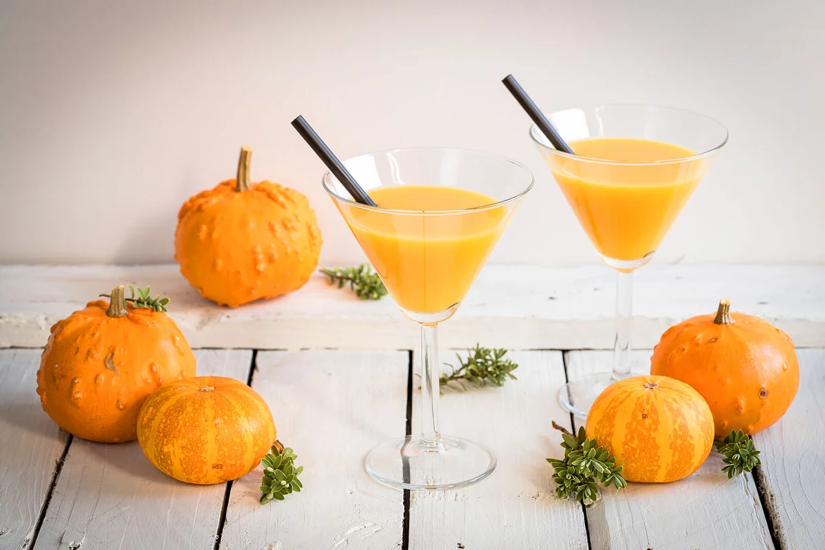Halloween cocktail drink pumpkin
