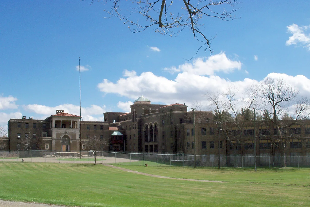 Molly Stark Sanitarium