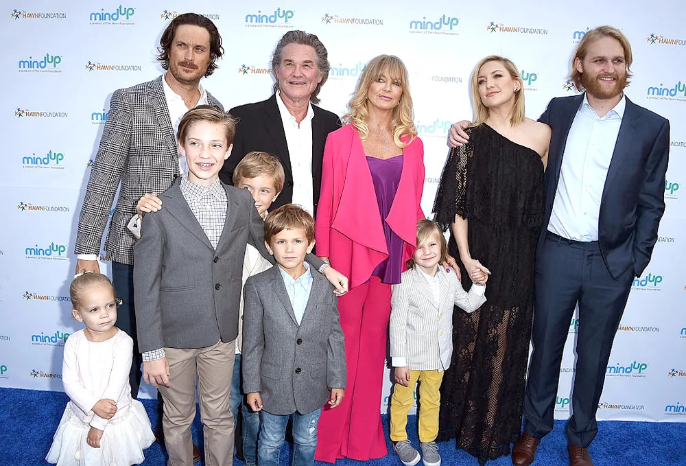 Oliver Hudson, Kurt Russell, Goldie Hawn, Kate Hudson and Wyatt Russell arrives at the Goldie Hawn Hosts Annual Goldie's Love In For Kids