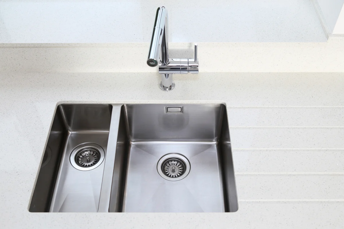 Kitchen stainless steel sink