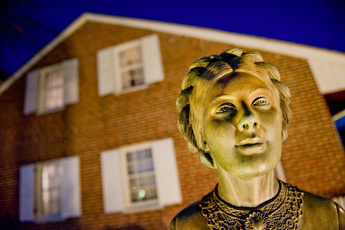 A statue of Jennie Wade outside her house that is now a museum | Getty Editorial Use
