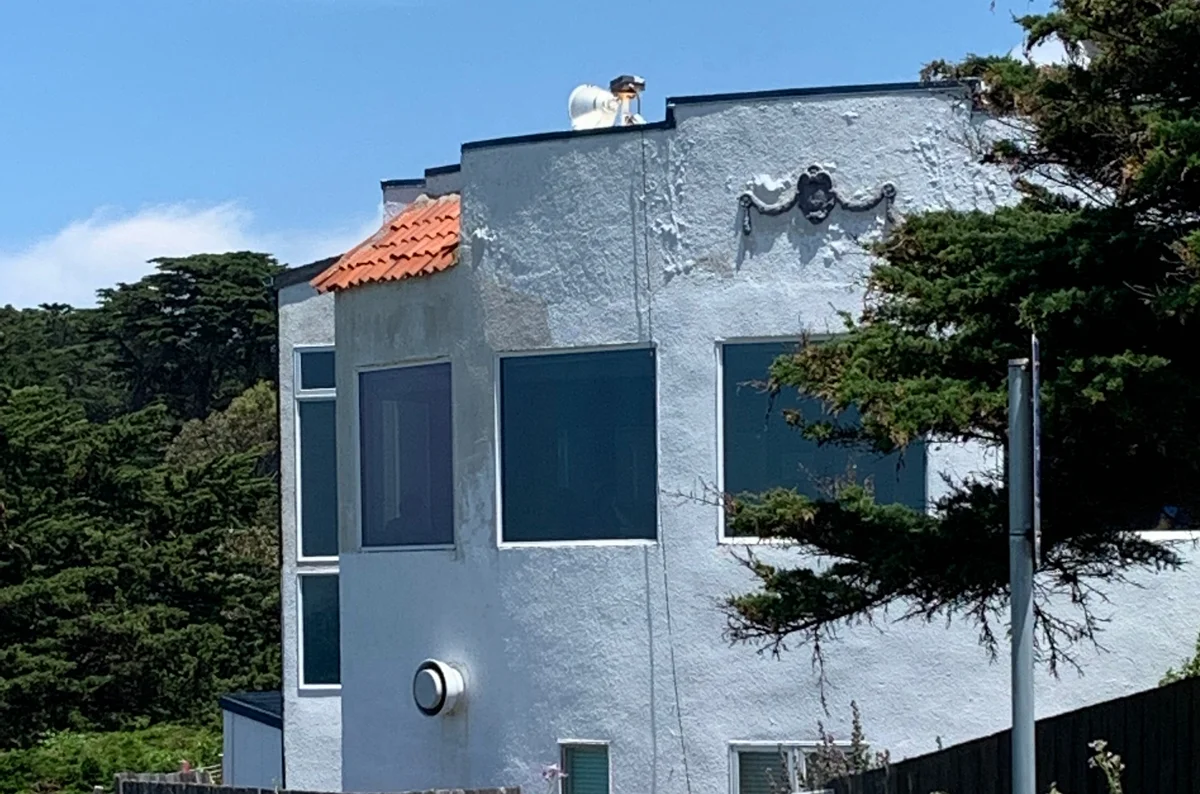 Moss Beach Distillery