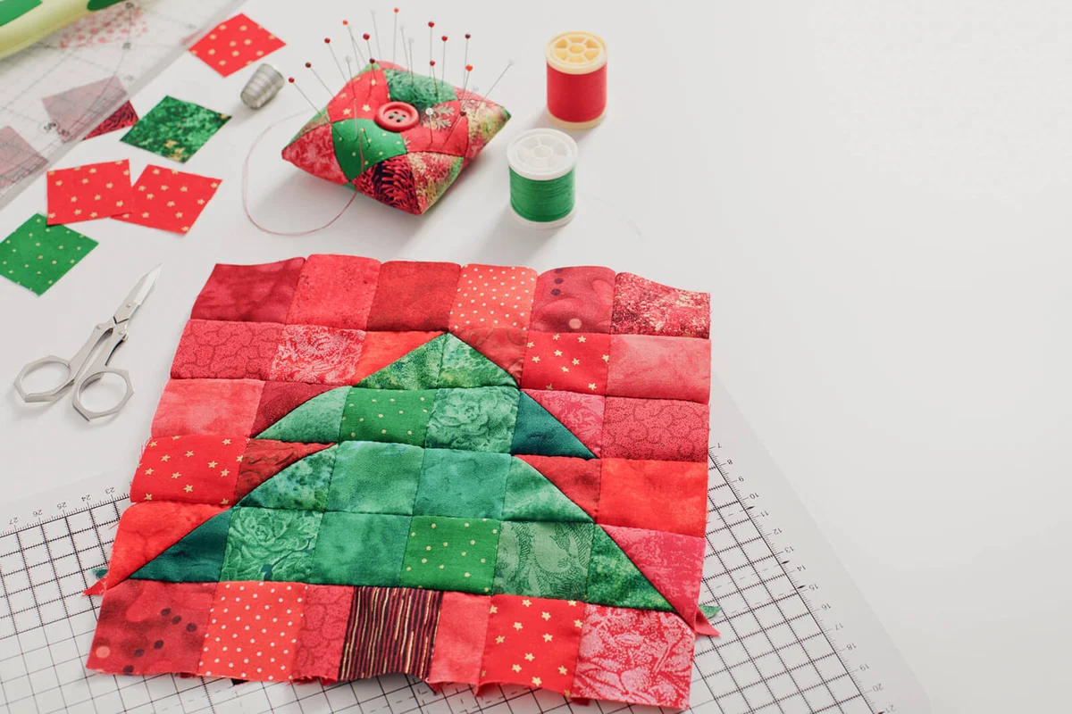 Christmas tree patchwork block