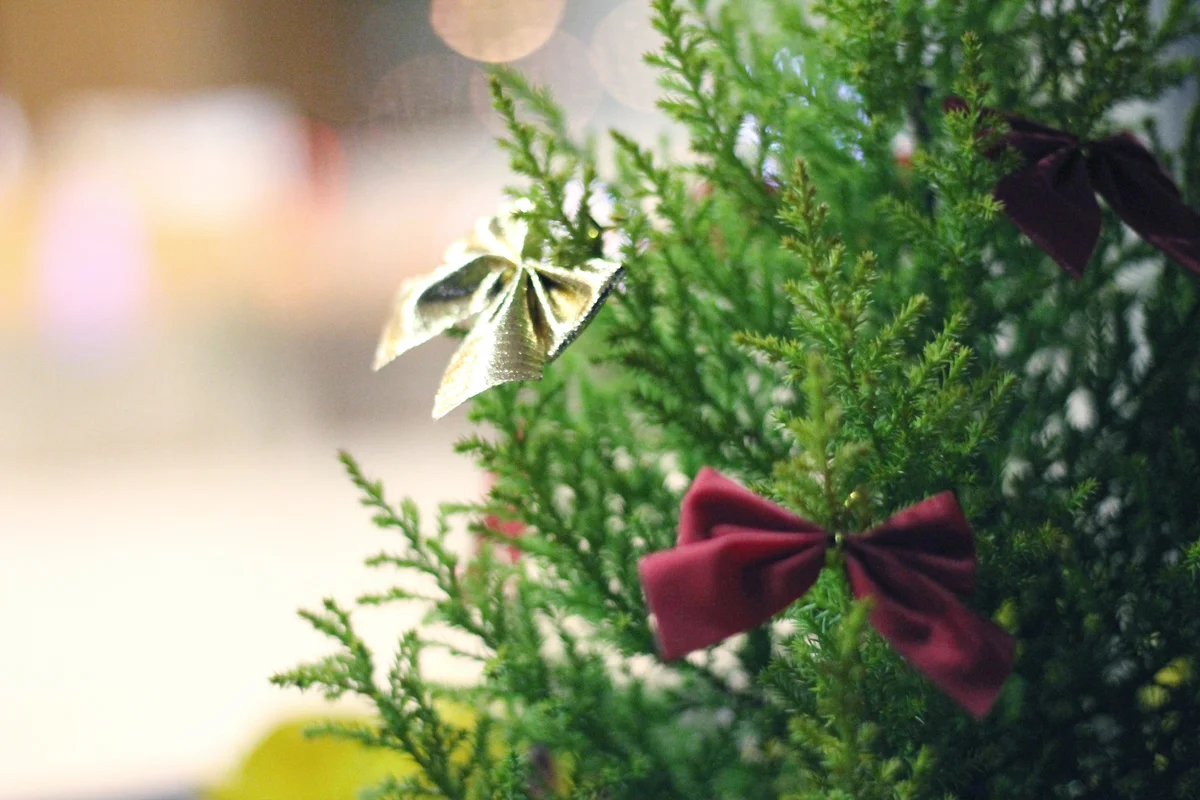 Ribbon Christmas Tree
