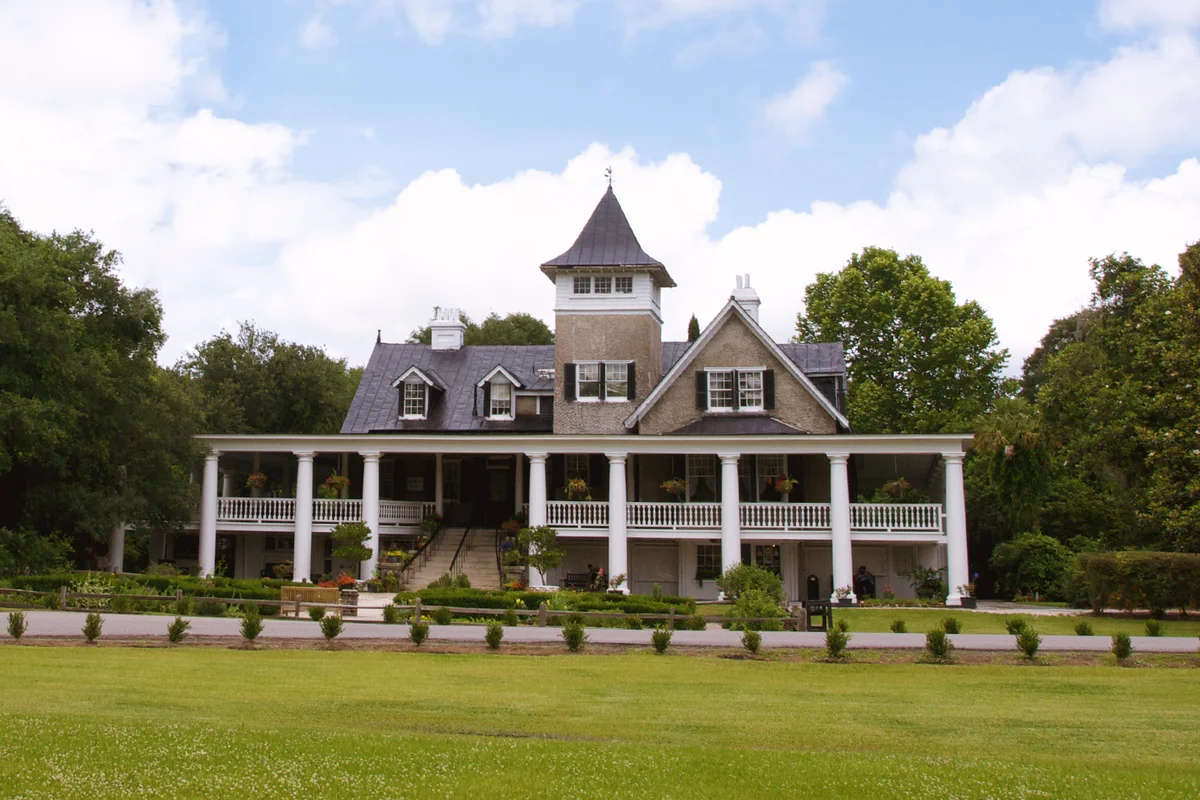 A view of Magnolia Plantation in South Carolina