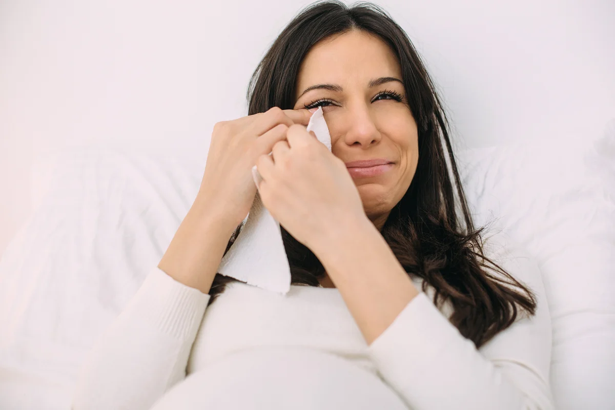 Pregnant women crying