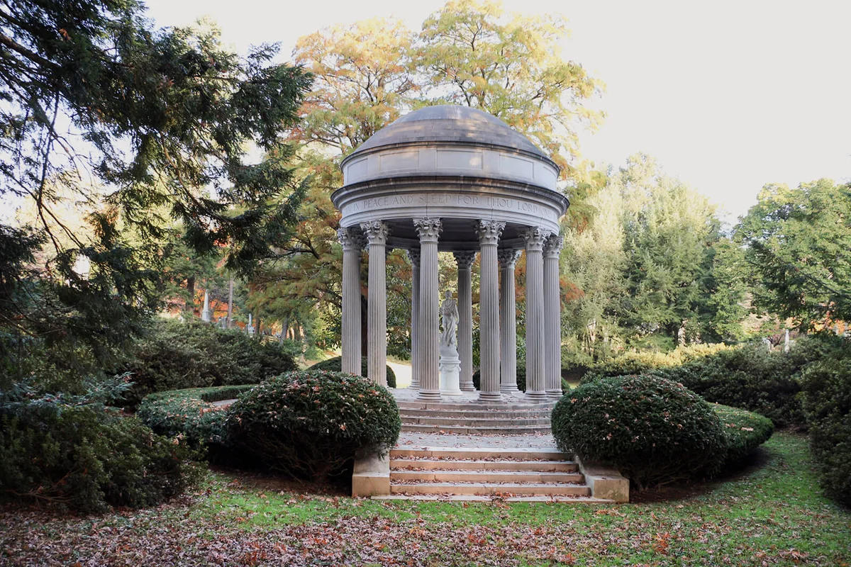 Louisville, cave hill cemetery, 03 tempietto