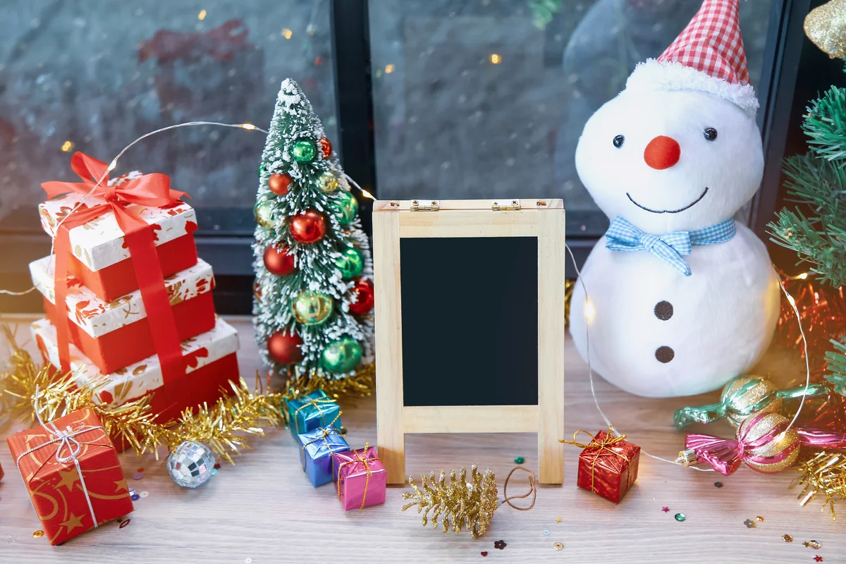 Christmas Decorations On Table
