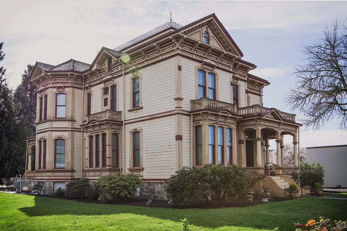 Ezra Meeker Mansion