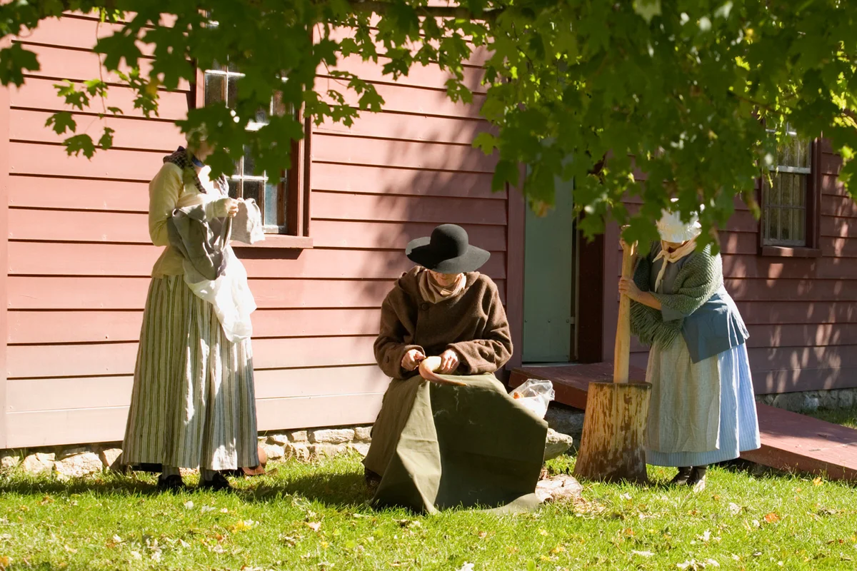 Colonial family working