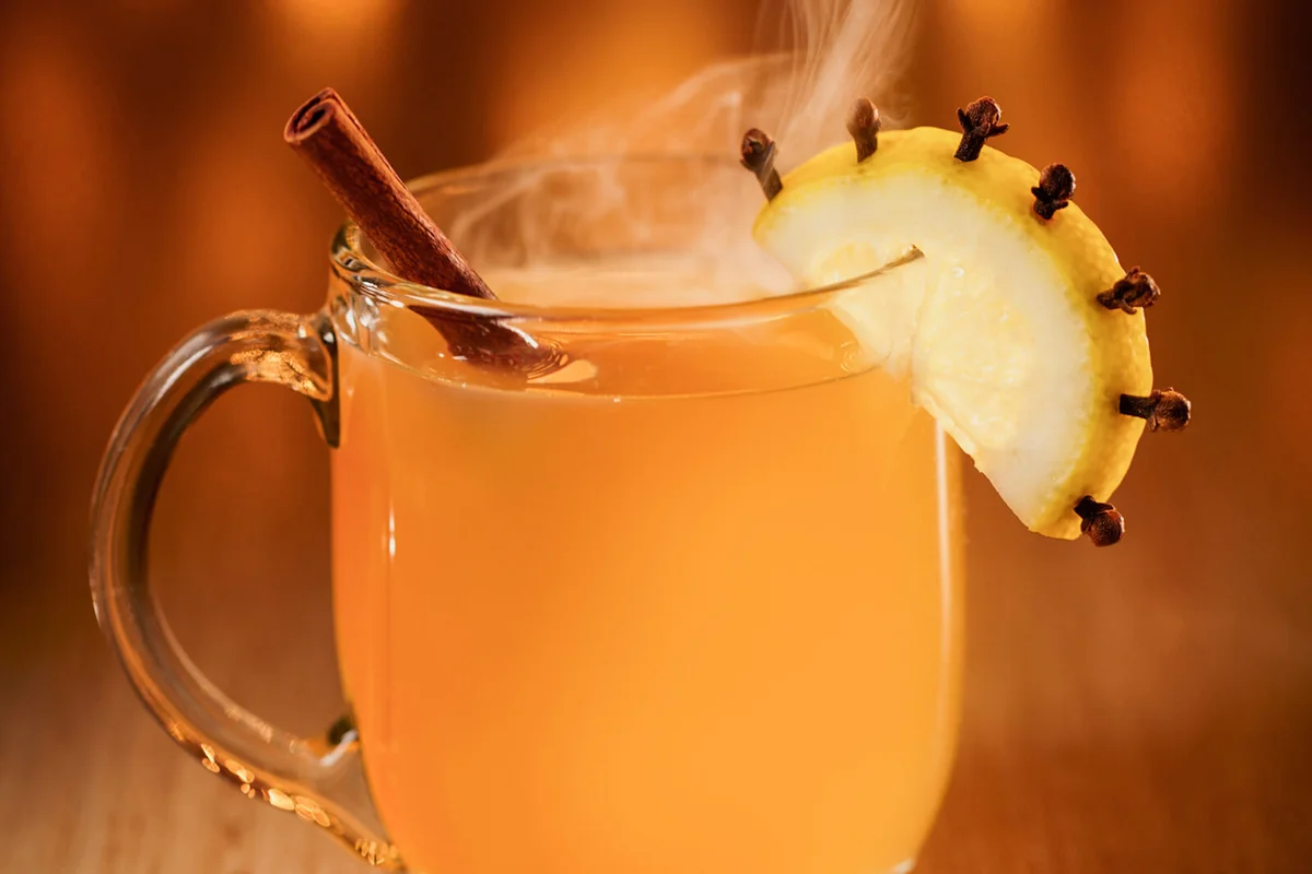 Hot rum toddy shot