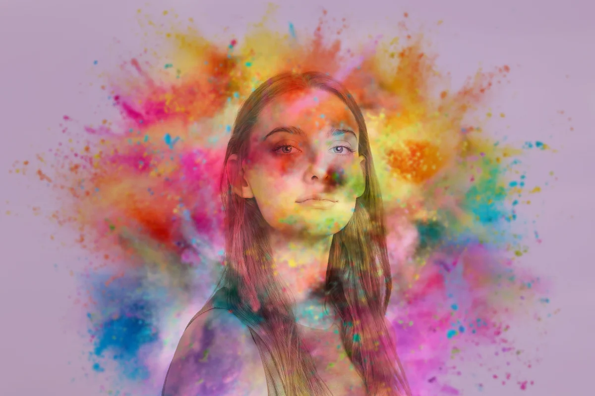 Tertiary colors in auras