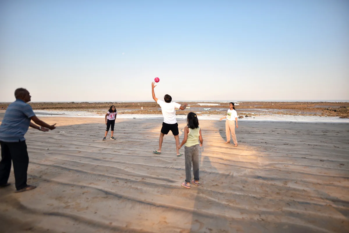 Family playing Don’t Drop the Ball