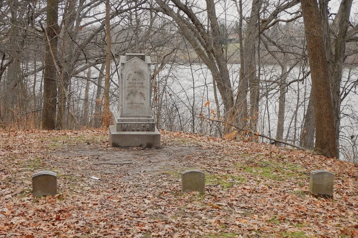 Kate M. Blood Garve in Riverside Cemetery, Appleton, WI