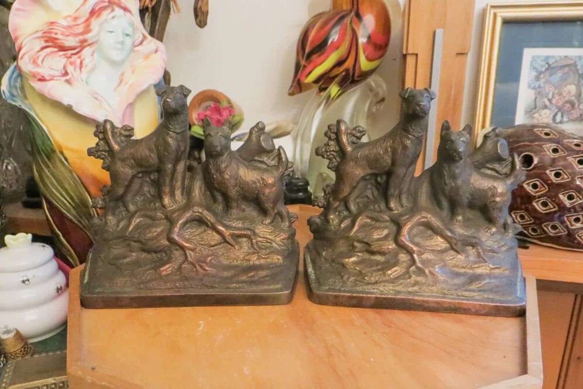 Antique Hubley Cast Iron bookends; Bull Terriers/ Hunting Dogs, Gregory S. Allen Designer