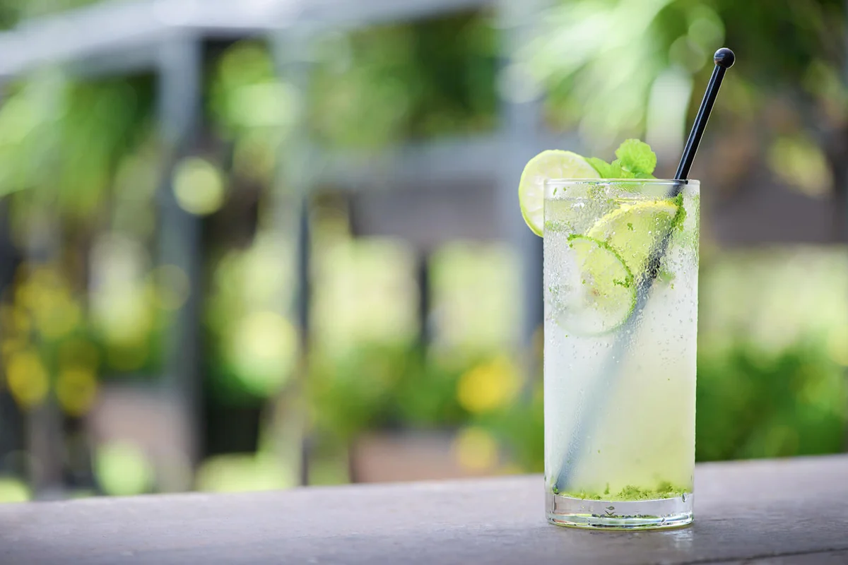 Lemon juice or a glass of lime