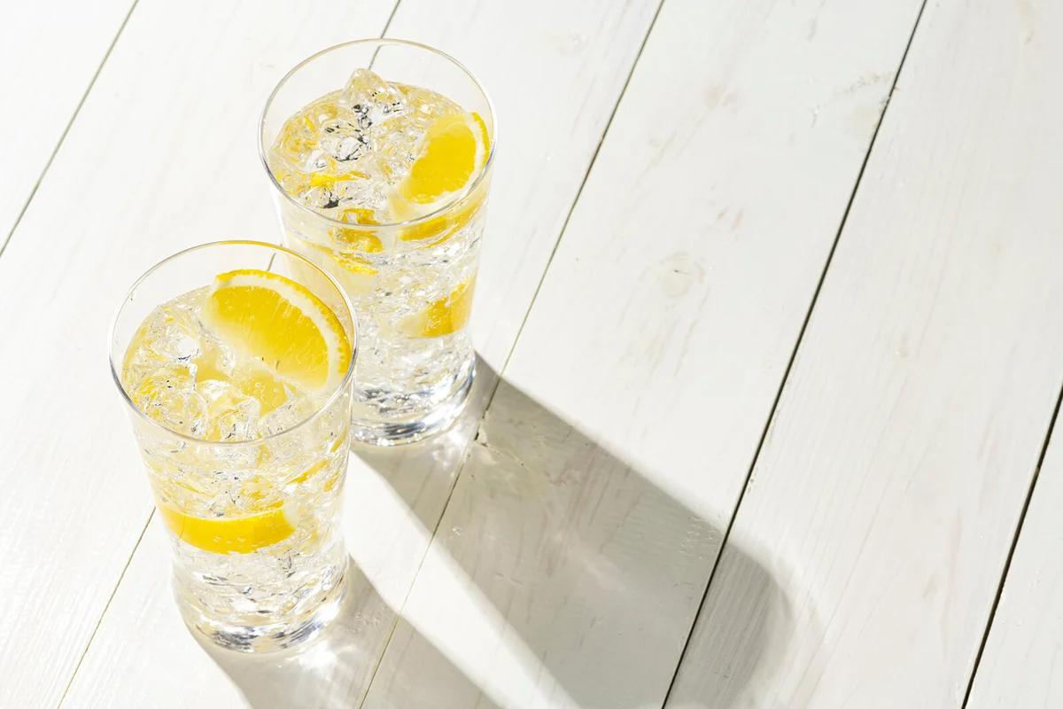 ighball Laced With Lemon juice Flavour