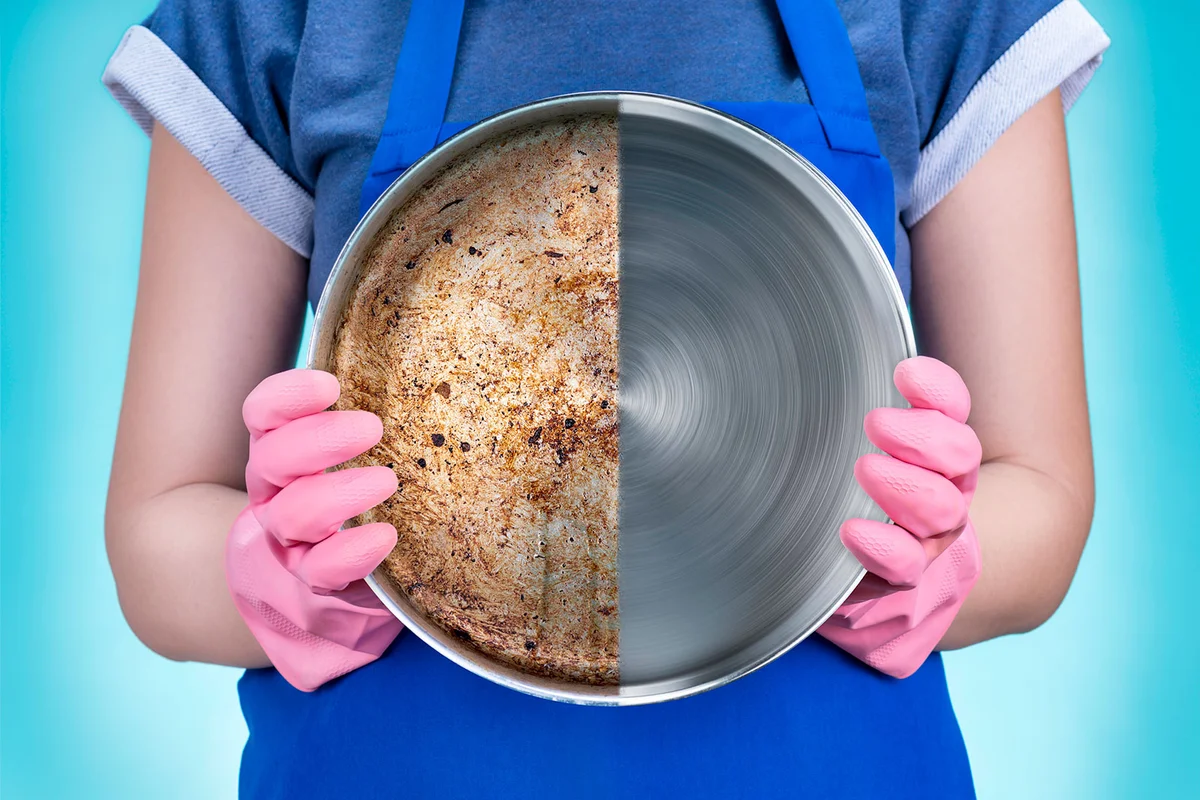 dirty and shiny clean aluminum pan