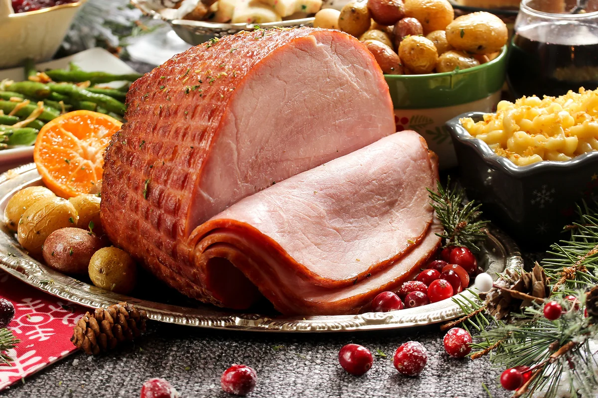 Honey baked Ham with sides