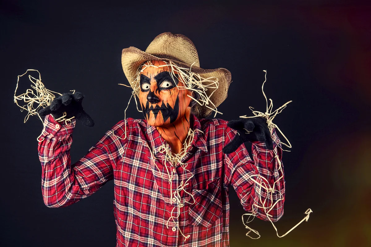 Creepy Jack O'Lantern Scarecrow