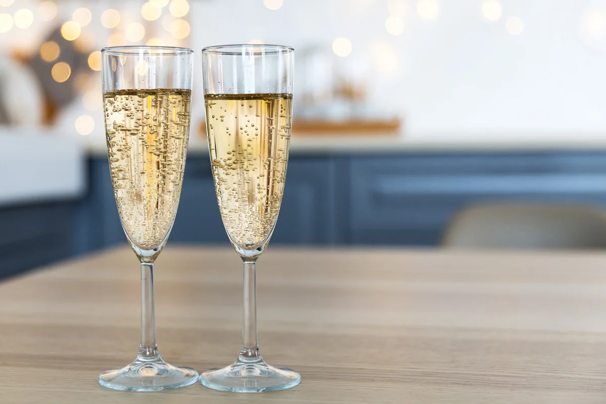 Glasses with champagne