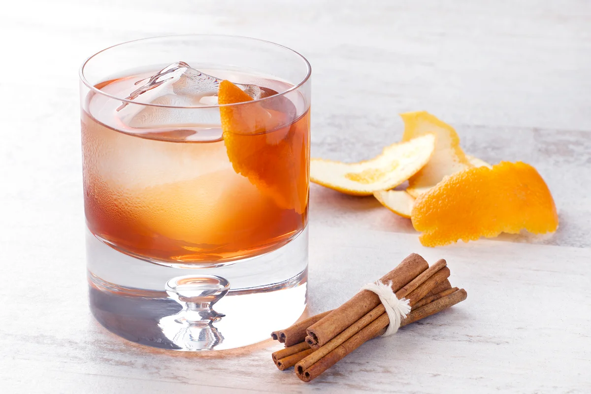 Apple Pie Old-Fashioned
