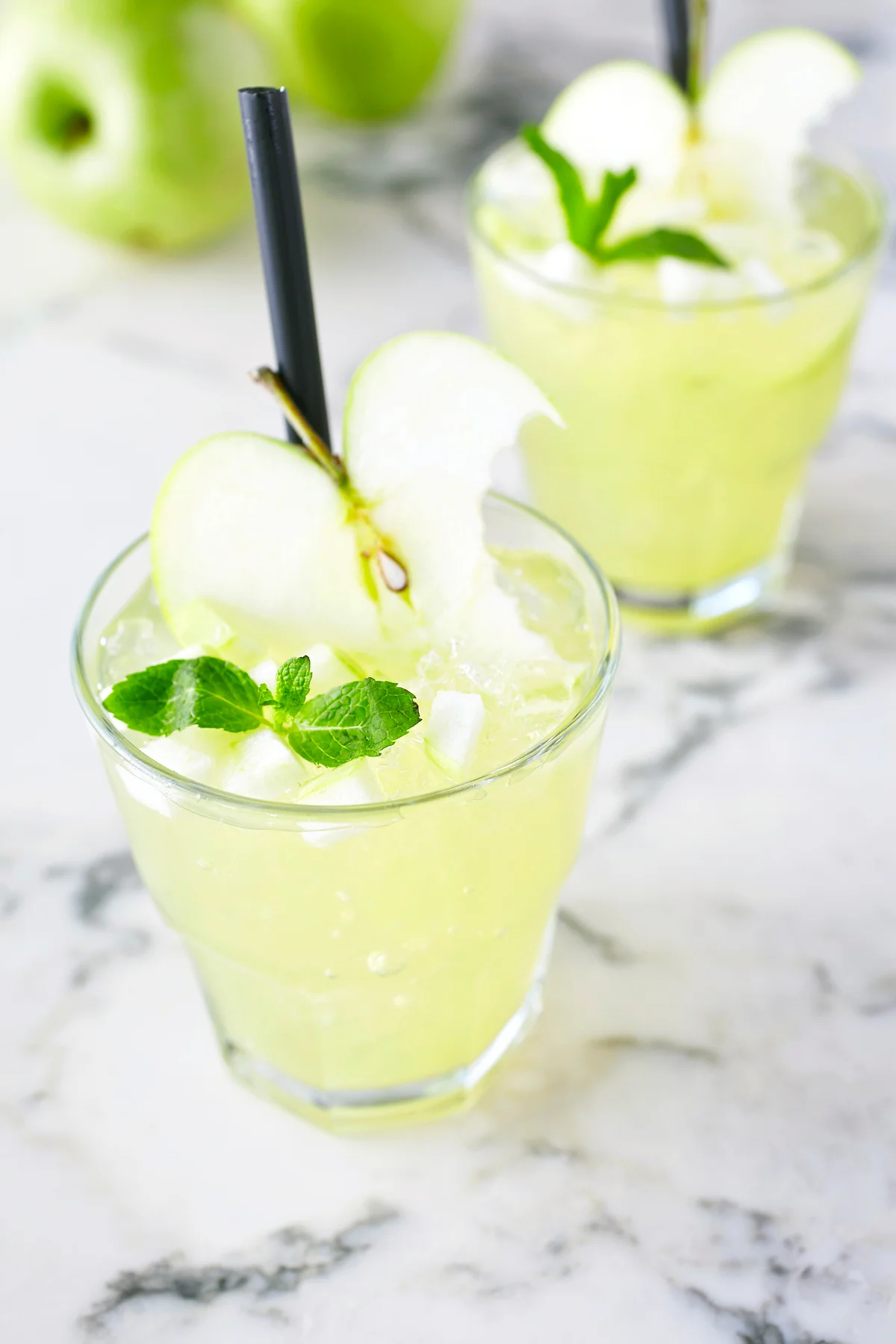 Green apple cocktail