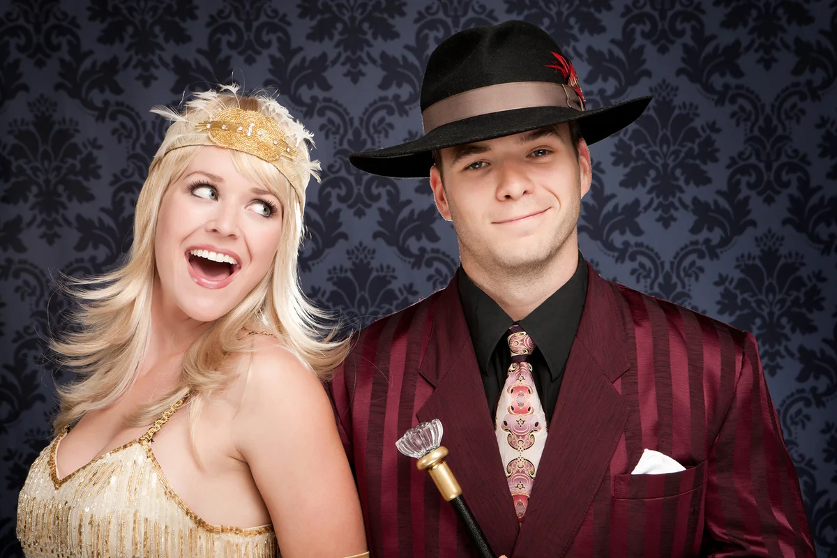 Retro Gangster Couple