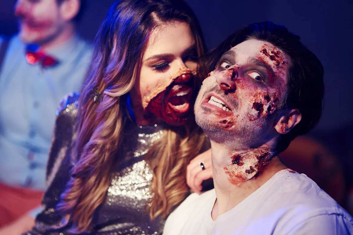 Terrifying Zombie Couple Costumes