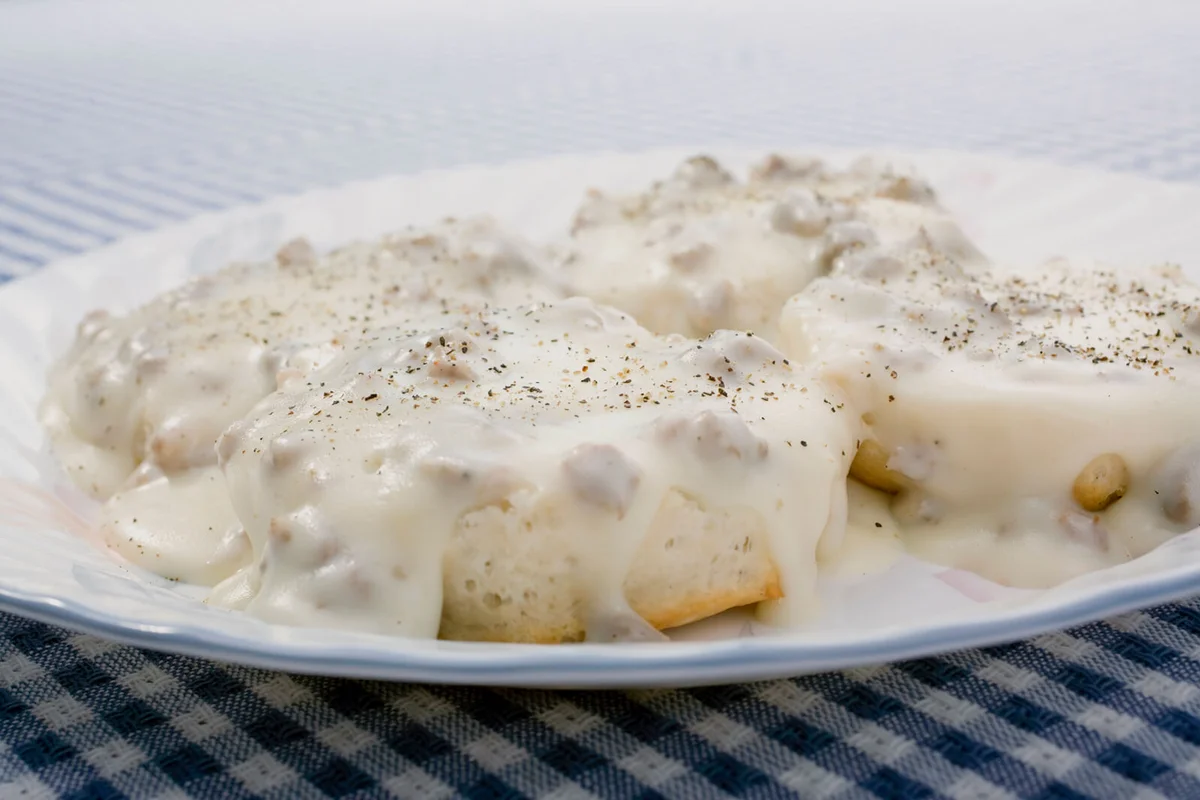 Biscuits With Sausage Gravy