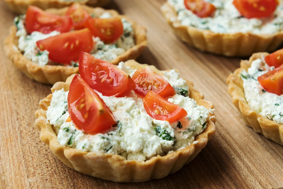 chilled feta tartlets