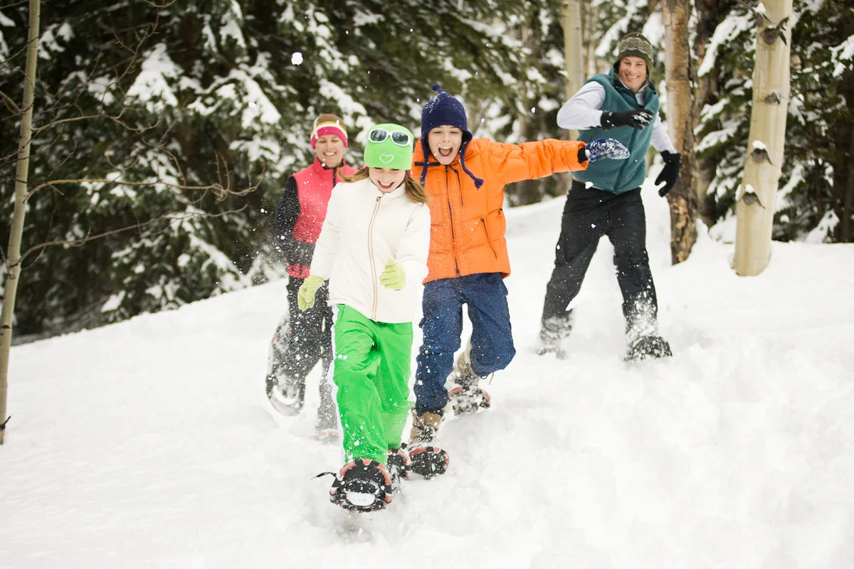 Family snowshoeing