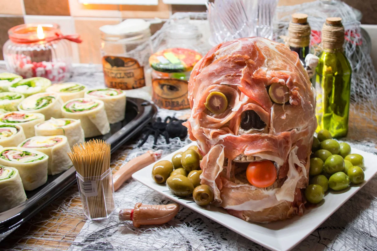 zombie theme food buffet for halloween party