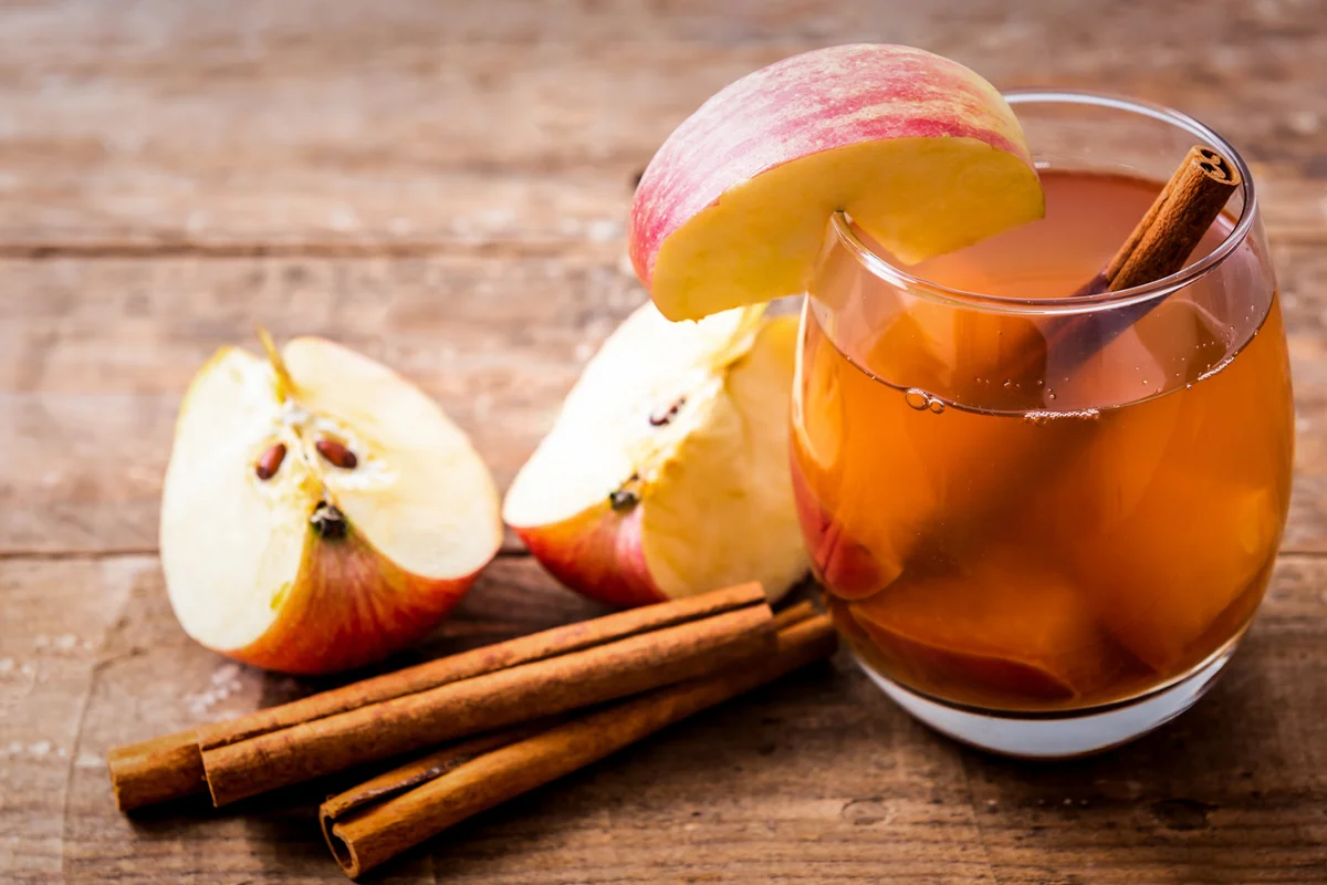 Old-Fashioned Apple