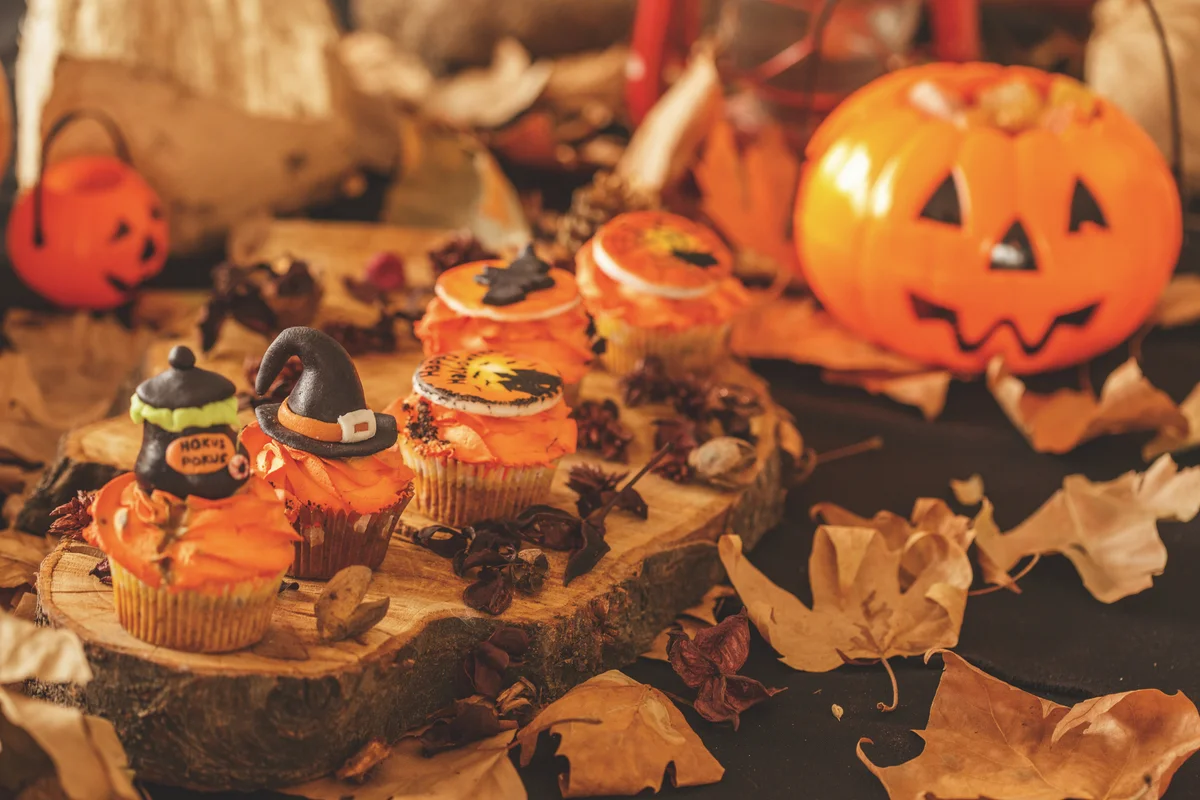 halloween orange theme table decoration