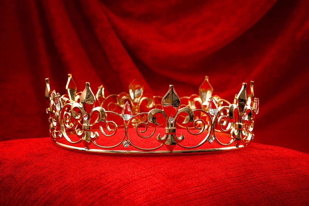 coronation party theme