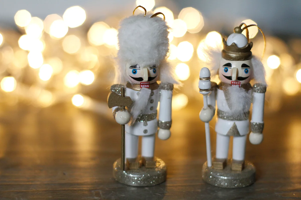 nutcracker men decoration
