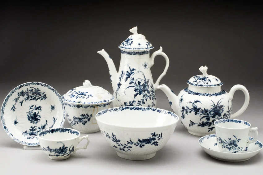 Tea Set, 1760. Artist Royal Worcester