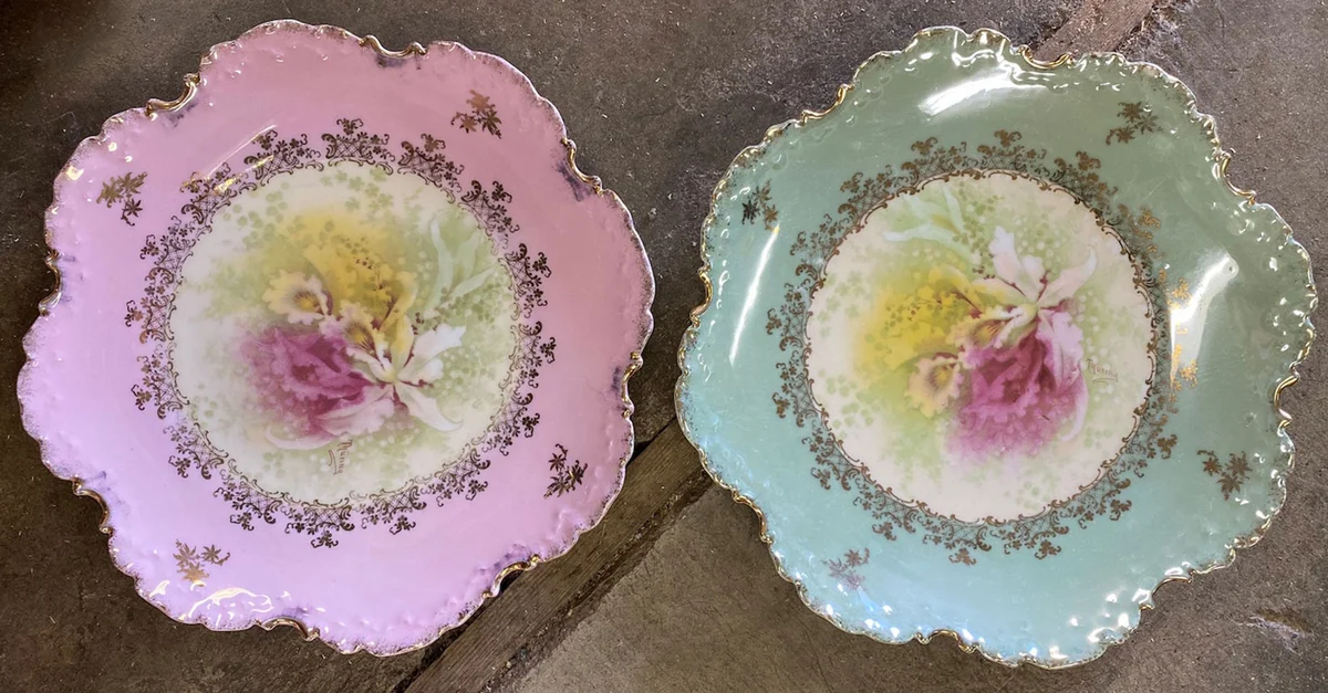 Monbijou Bavaria iris plates