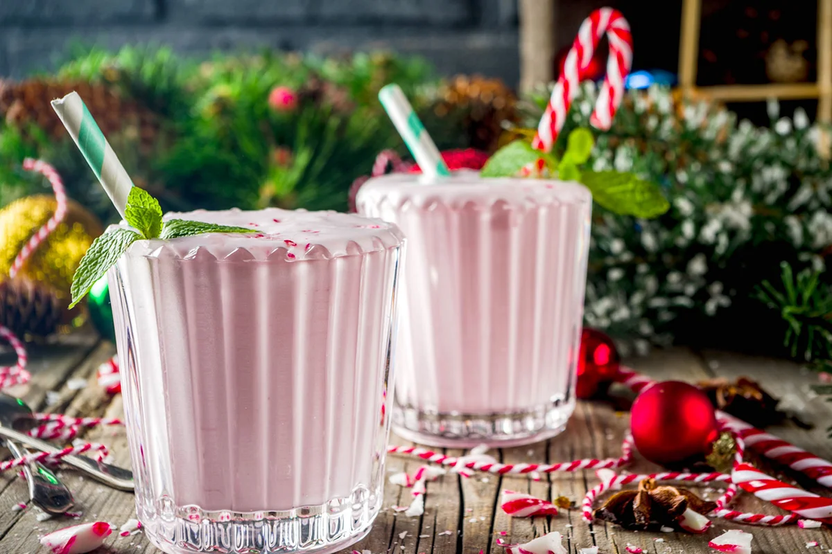 christmas breakfast peppermint smoothie