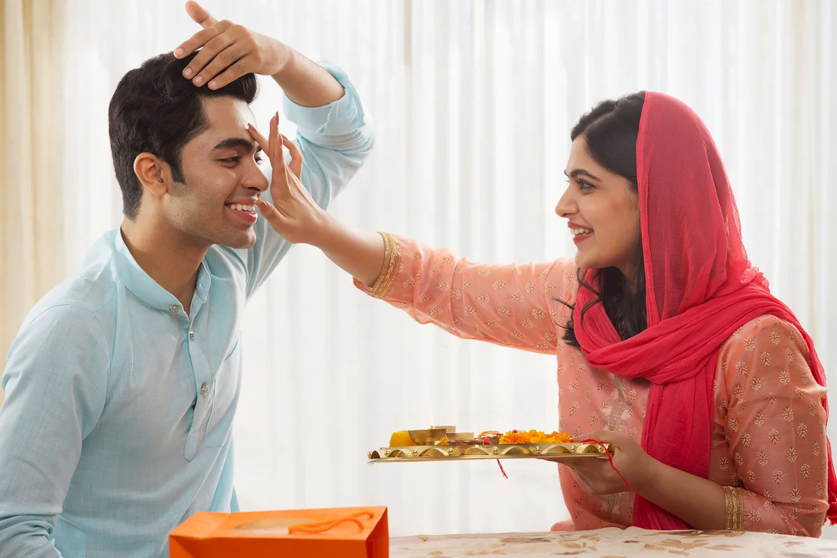 Indian couple Diwali tradition