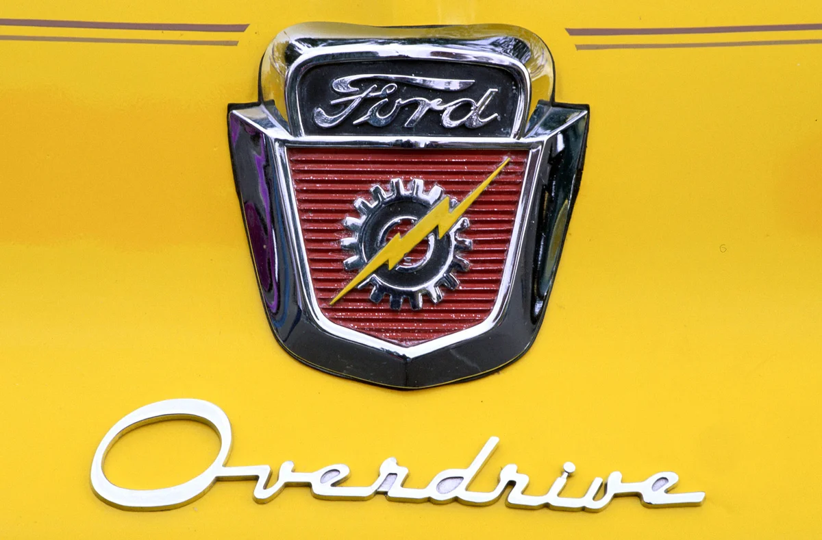 Badge of 1956 Ford Overdrive
