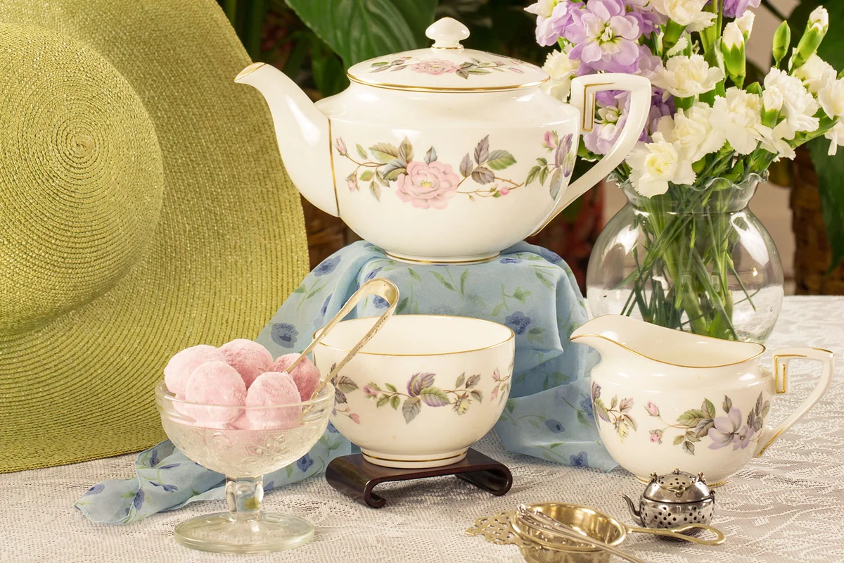 antique collectible teapot